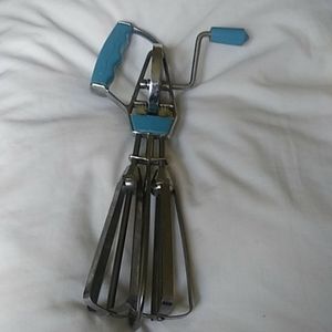 Vintage Hand Beater / Classic Manual Mixer